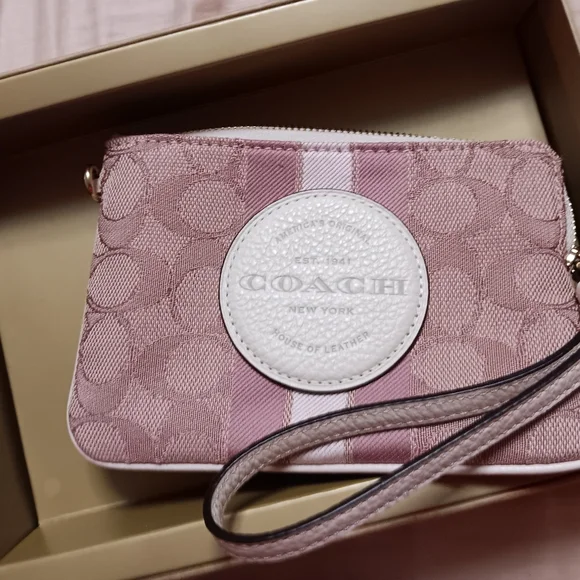 (New) Coach Pink Wristlet - Picture 2 of 3